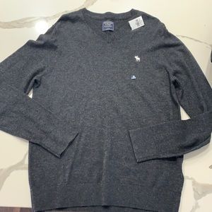 Men’s Abercrombie & Fitch Sweater